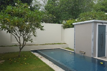 Garden and Pool Overview